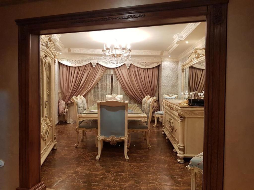 On The Nile View Apartment Cairo